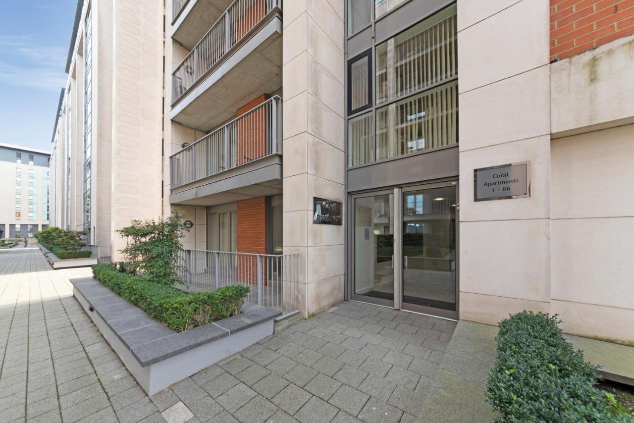 לונדון Excel 3 Bedroom Apartment Near City Airport And O2 Arena מראה חיצוני תמונה