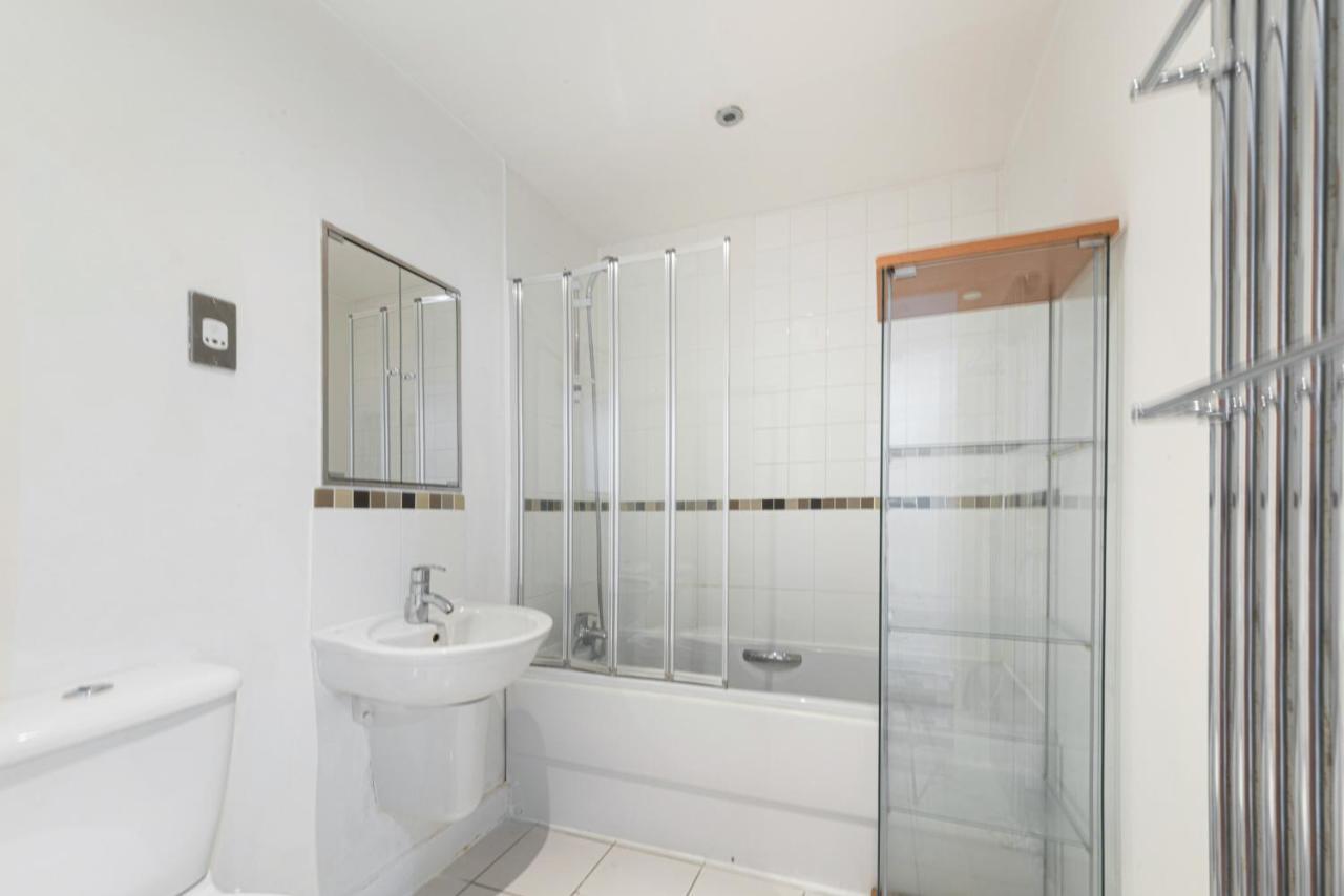 לונדון Excel 3 Bedroom Apartment Near City Airport And O2 Arena מראה חיצוני תמונה
